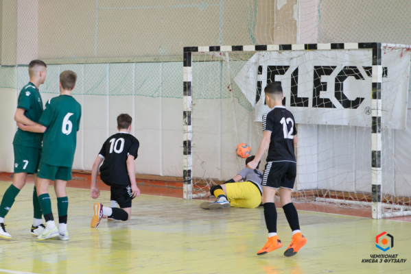 Futsal Uragan Kyiv - ДЮСШ Дарниця 10'