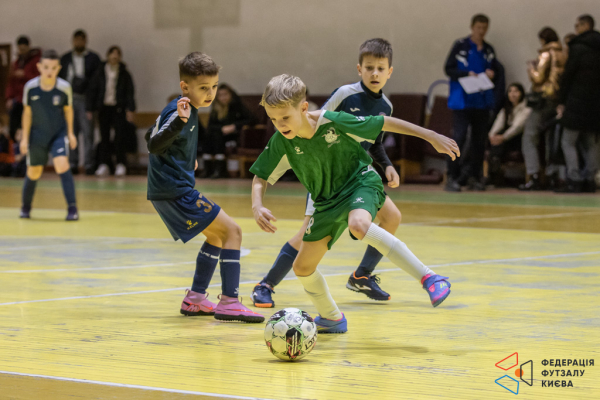 ДЮСШ Дарниця 16' - ДЮСШ 21-241 16'