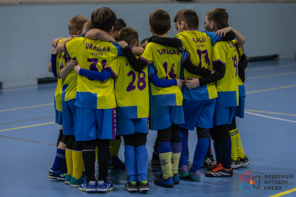 ДЮСШ Дарниця 17' - URAGAN BRO 17'