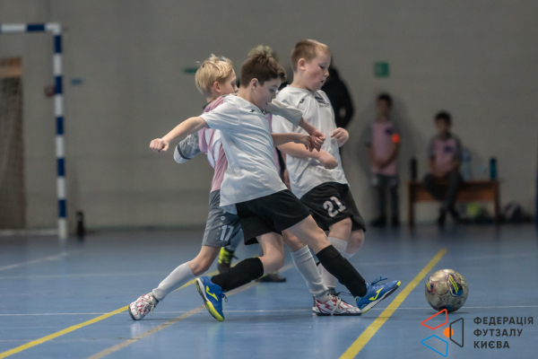 ДЮСШ-14 ФАРР 15' - КДЮСШ Переможець 15'