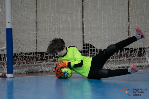 AlexTeam 15' - КДЮСШ Переможець 15'