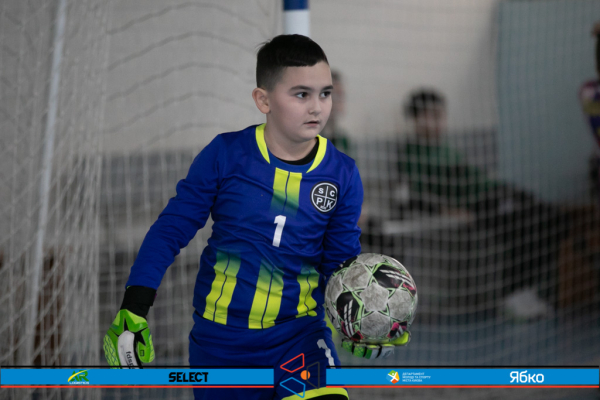 КДЮСШ Чемпіон-2 17' - СК Прогрес 17'