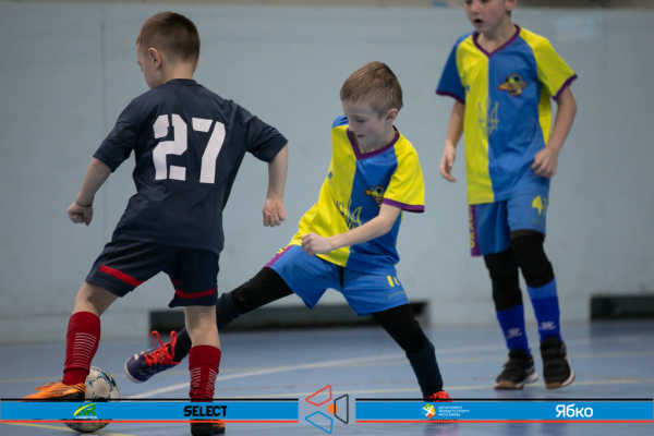 НСК Ураган 19' - КДЮСШ Чемпіон-2 19'