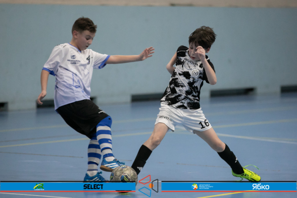 ДФК Софія 16' - ФК Аксіома 16'