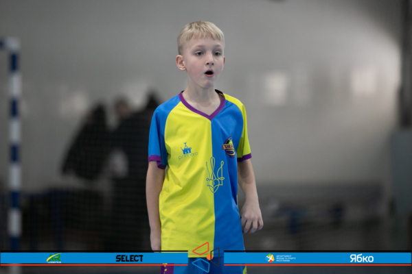 КДЮСШ Чемпіон 19' - НСК Ураган 19'