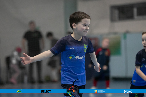 КДЮСШ Чемпіон-3 19' - Sport Kids Chaiky 19'