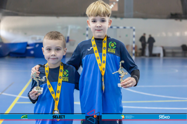 КДЮСШ Чемпіон 19' - SPORTKIDS 19'