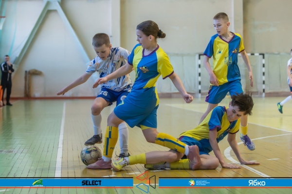 URAGAN BRO 14' - КДЮСШ 1-2 Черкаси 14'