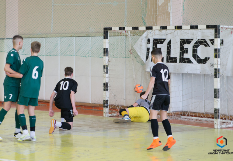 Futsal Uragan Kyiv - ДЮСШ Дарниця 10'