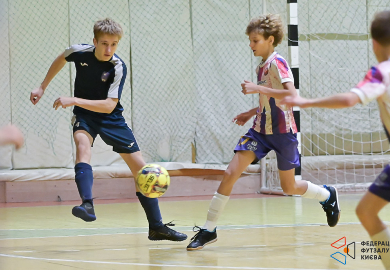 КДЮСШ Чемпіон 13' - ДЮСШ 21 12'