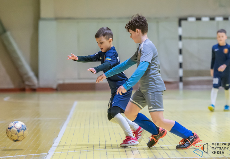 КДЮСШ Переможець 17' - КДЮСШ Чемпіон-2 17'