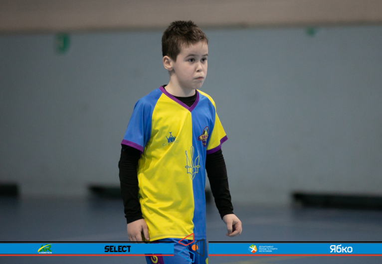 ДФК Софія 16' - URAGAN BRO	16'