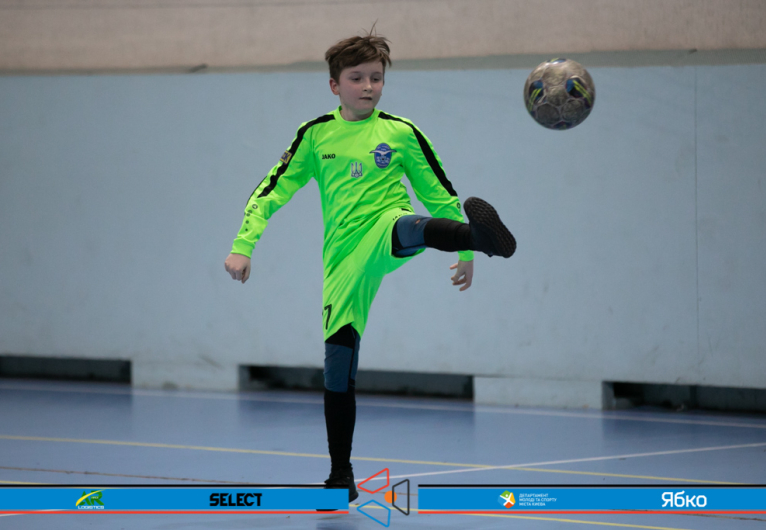 КДЮСШ Переможець 16' - Чайка Вишгород 16'