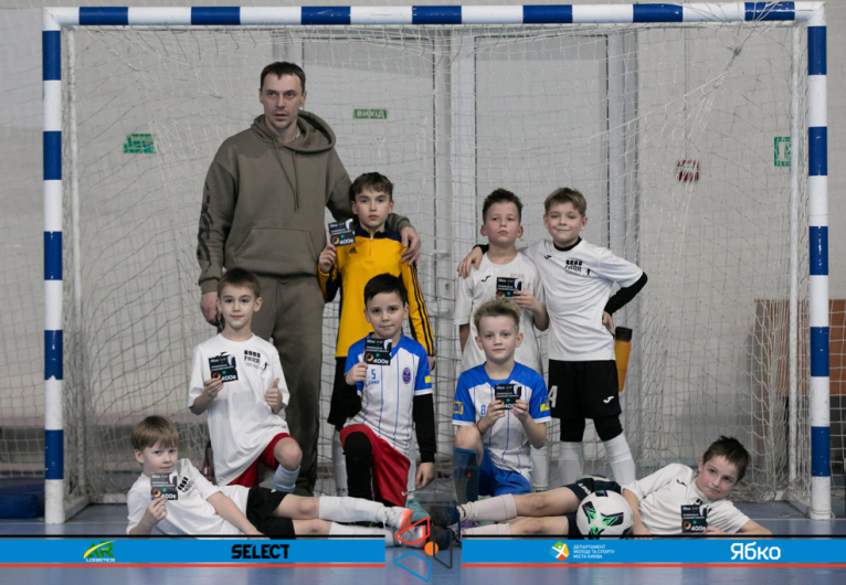 Чемпіон Дарницька площа 17' - ФАРР СК Старт 17'