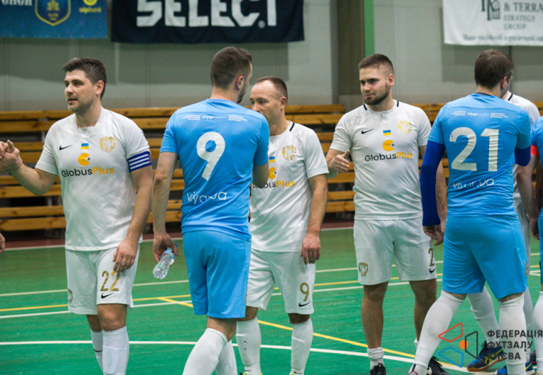 Глобус Банк - МФК ВіЯр